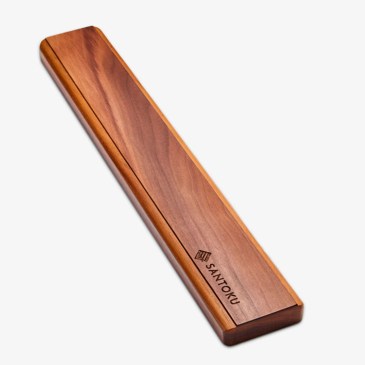 Juego Minato con portacuchillos magnético de madera